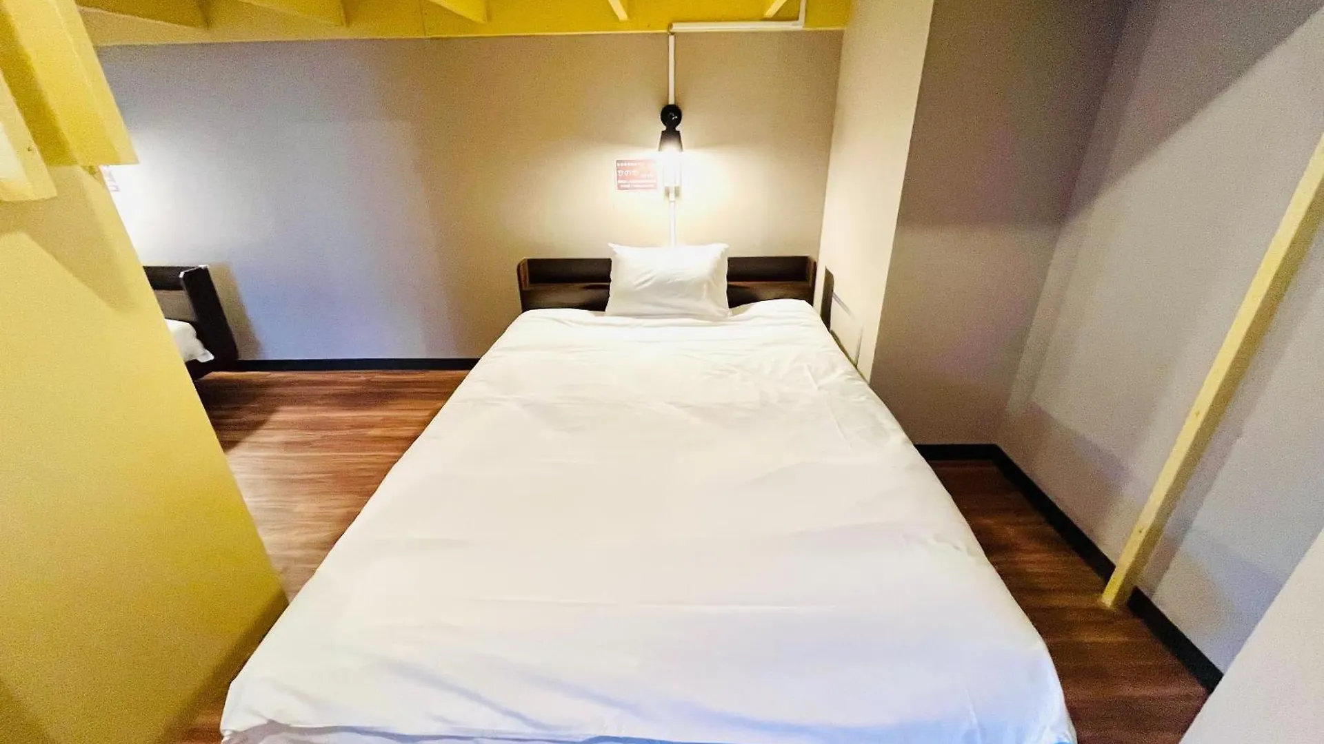 Hinode Kagurazakaekimae Hotel Tokyo 3*,